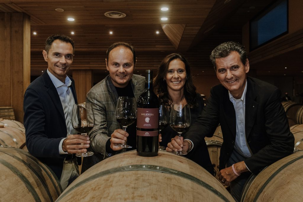 I fratelli Lunelli presentano il nuovo vino Sangiovese Solenida di Podernovo