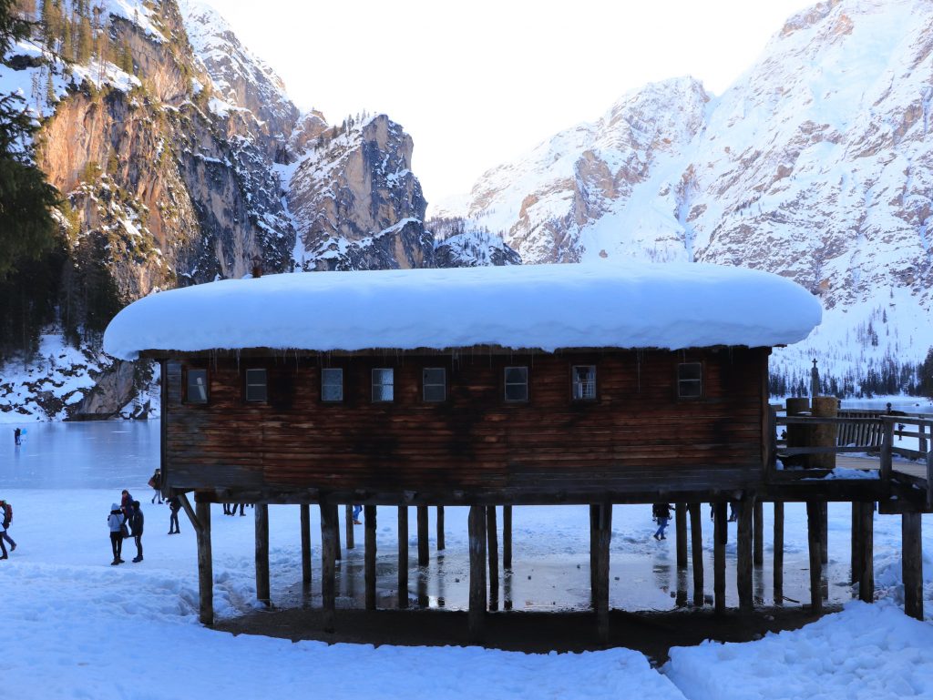 Palafitta lago di Braies