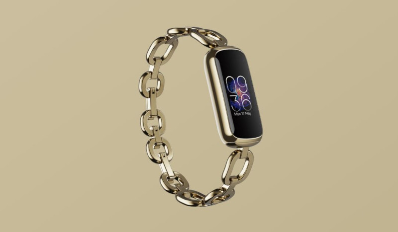Fitbit Luxe activity tracker cinturino acciaio