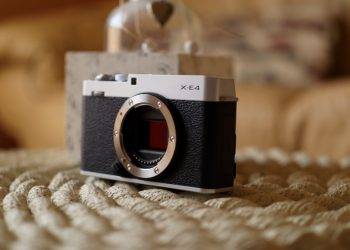 fujifilm x e 4