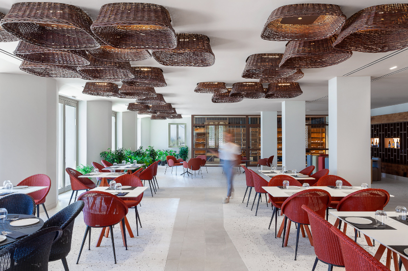 ristorante santorini grecia resort lusso