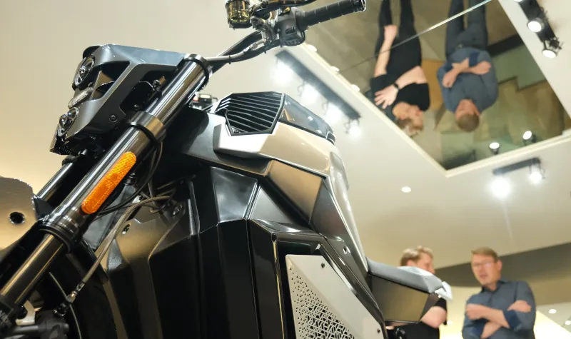 superbike elettrica verge motorcycles mika hakkinen