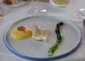 sogliola alla brace ristorante elegante sul lago di como con vista
