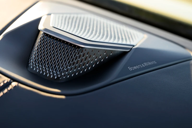 Aston Martin Vantage bowers wilkins