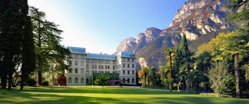 hotel 5 stelle lusso trentino riva del garda lido palace