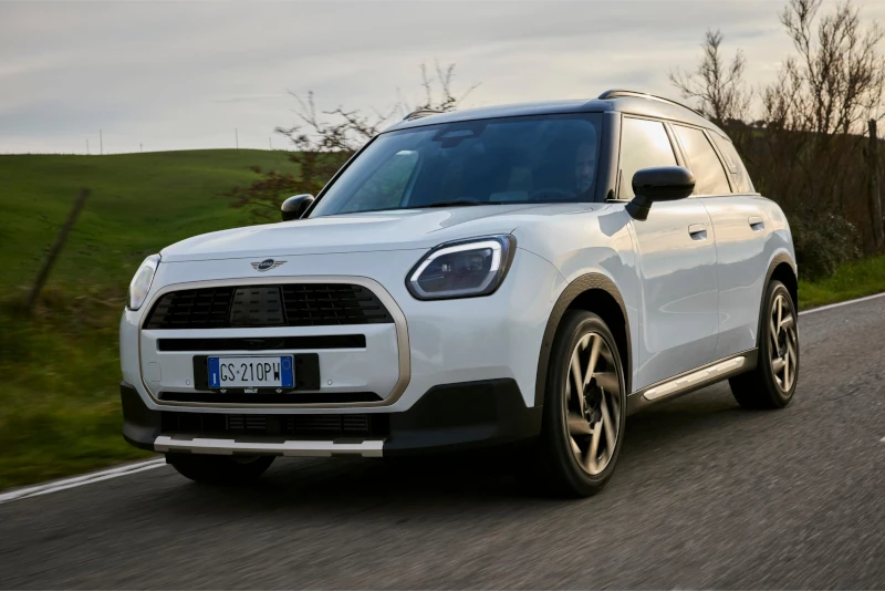 quanto costa la mini countryman