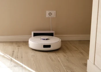robot aspirapolvere e lavapavimenti narwal freo x plus